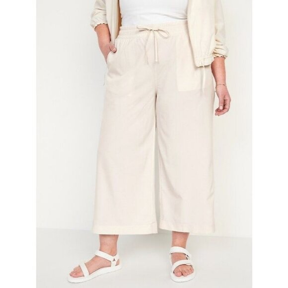 NWT Old Navy Wide Leg StretchTech Womens 2X Beige Pants Dry Quick Pockets Beachy - Picture 1 of 12
